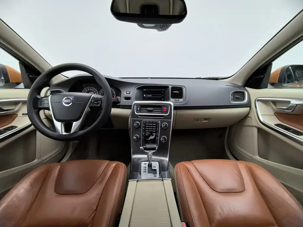 Volvo S60 (Import) 2011 2012 T5 Prestige Edition