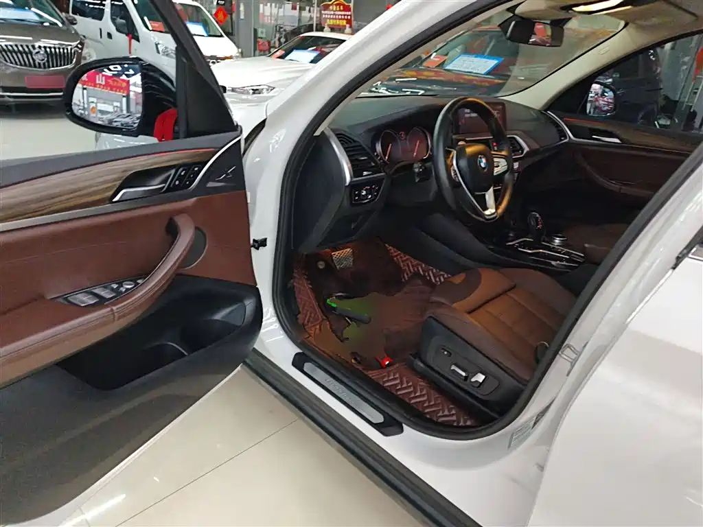 BMW X3 2018 xDrive28i Luxury Package China VI фото 12