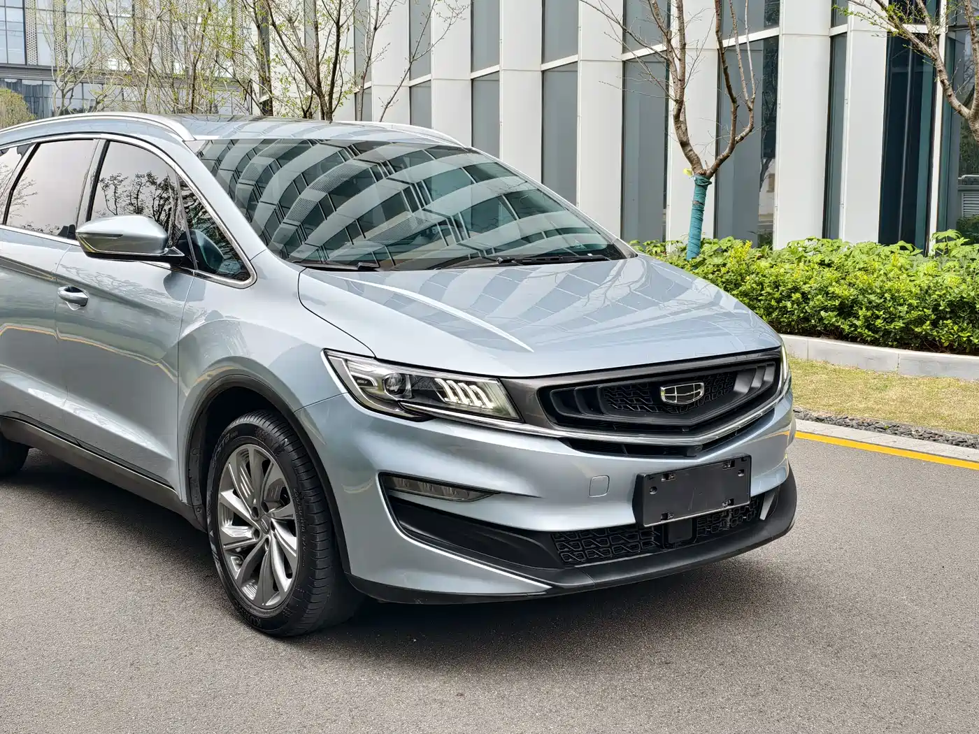 GEELY AUTOMOBILE JIAJIE