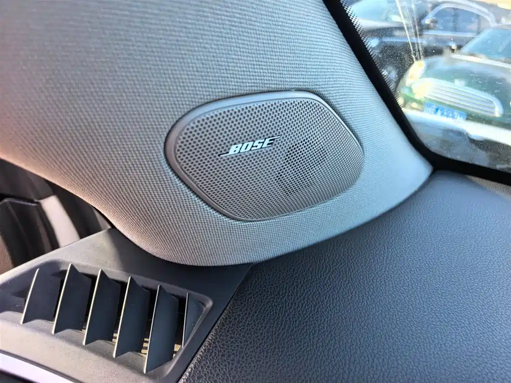 Cadillac SRX 2014 3.0L Comfort Model фото 15