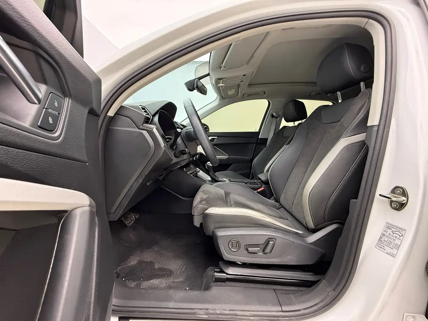 Audi Q3 2022 35 TFSI Progressive Dynamic фото 19