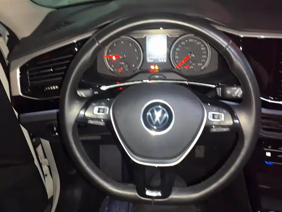 Volkswagen Tayron 2022 280TSI 2WD Luxury Smart Connect Edition фото 15