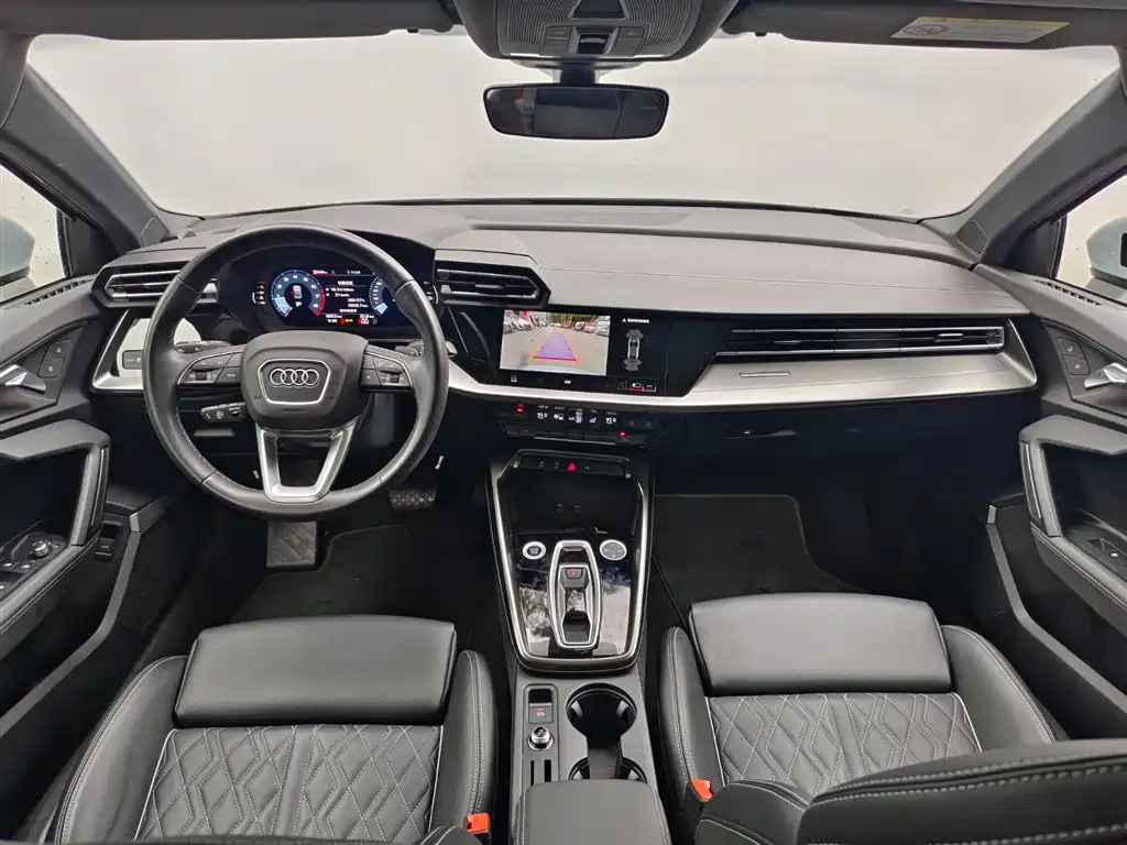 Audi A3 2025 A3L Limousine 35TFSI Flying Premium фото 7
