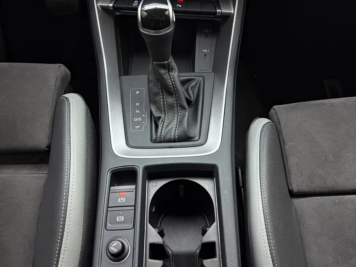 Audi Q3 2022 35 TFSI Progressive Dynamic фото 11
