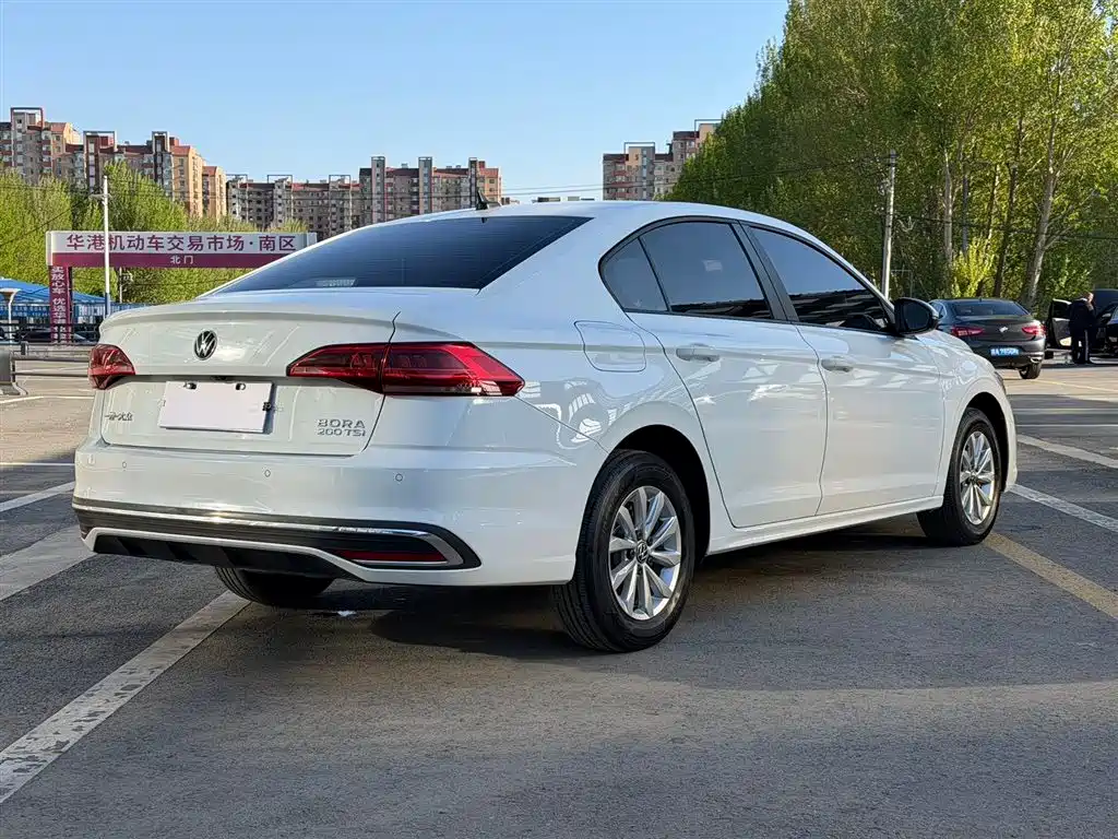 Volkswagen Bora 2023 200TSI DSG Comfort Edition фото 16
