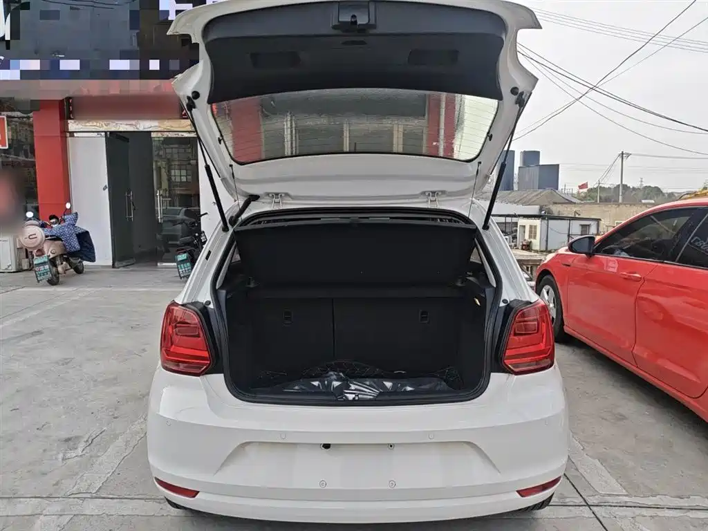 Volkswagen Polo 2018 1.5L Auto Comfort фото 15