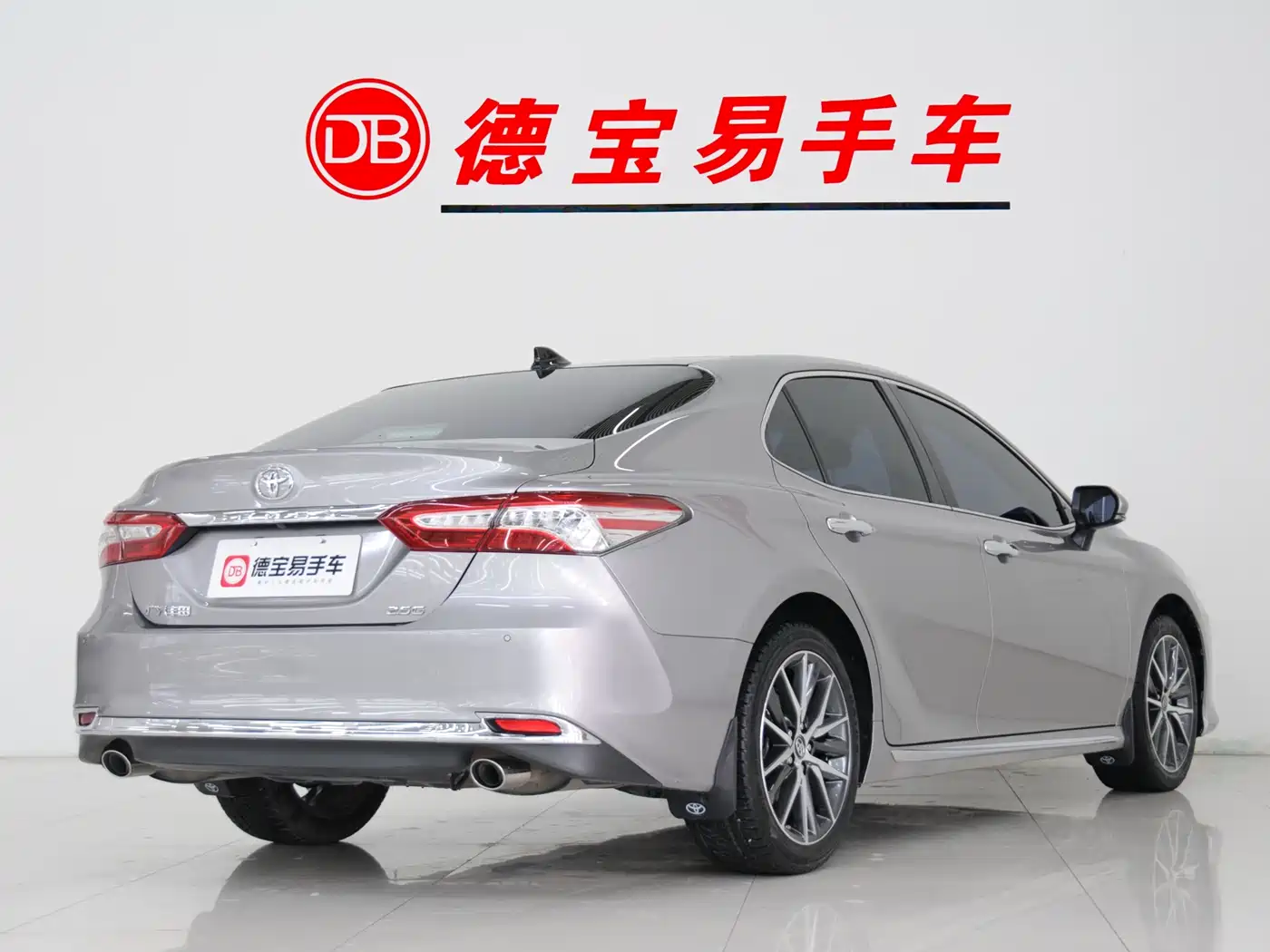 Toyota Camry 2023 2.5G Luxury Edition фото 5