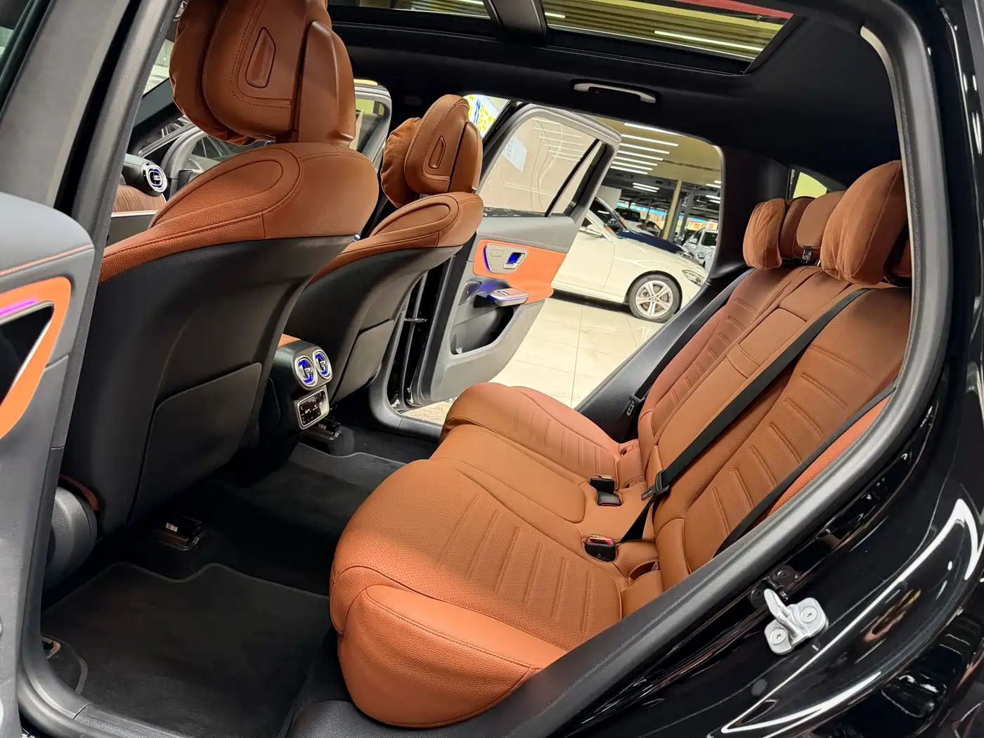 Mercedes-Benz GLC 2024 Facelift GLC 300 L 4MATIC Sport 5-seater фото 15