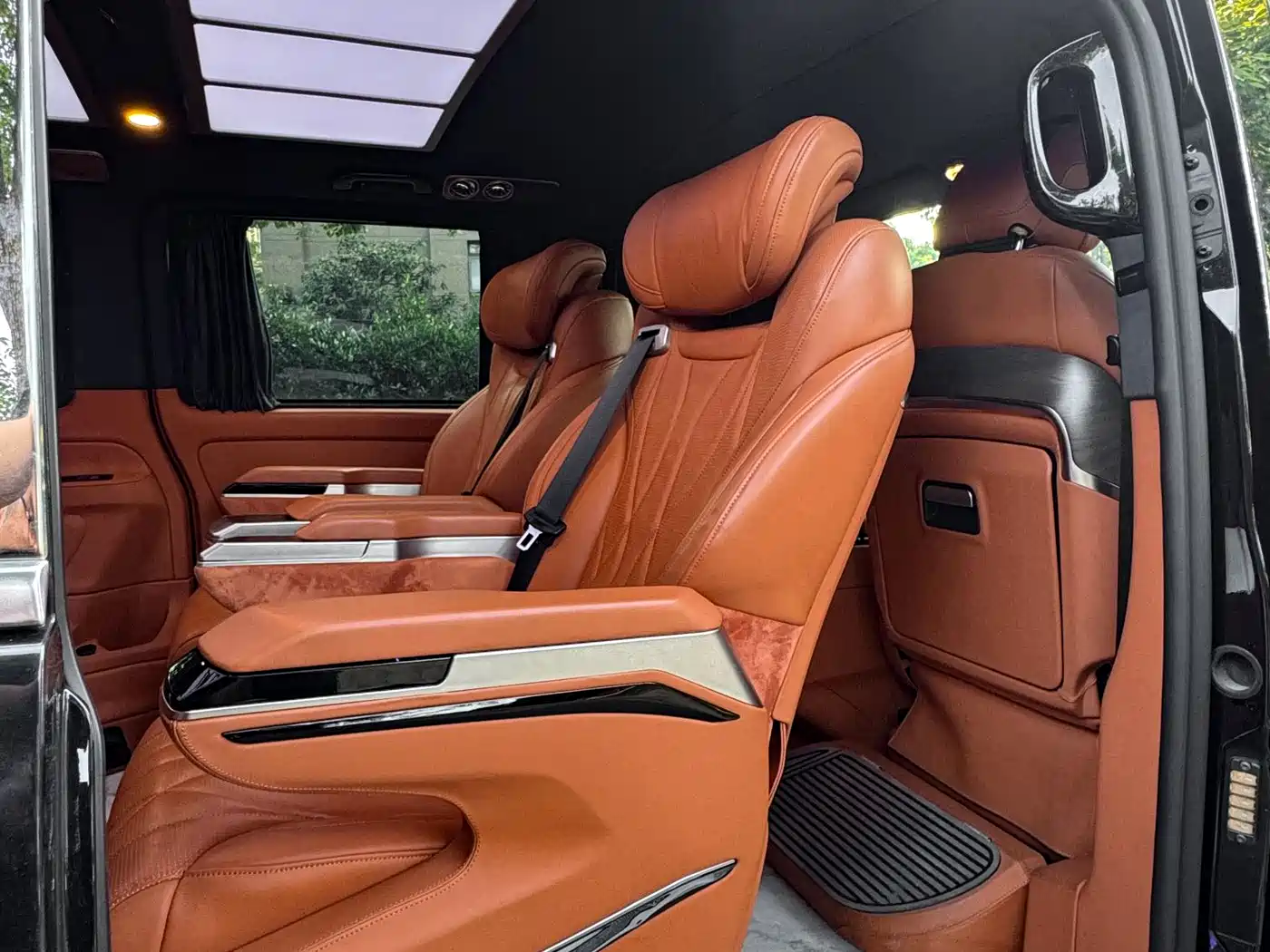 Mercedes-Benz Vito 2021 2.0T Business Edition 7-seater фото 22