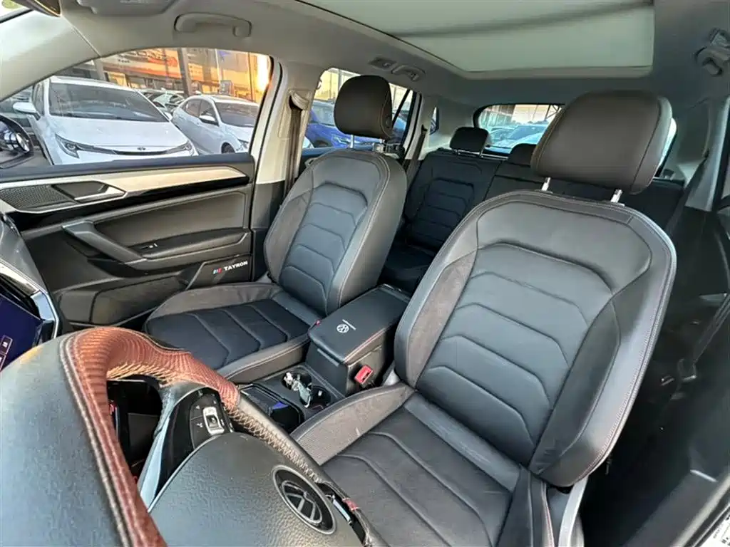 Volkswagen Tayron 2021 330TSI 2WD 3rd Anniversary Limited Edition фото 15
