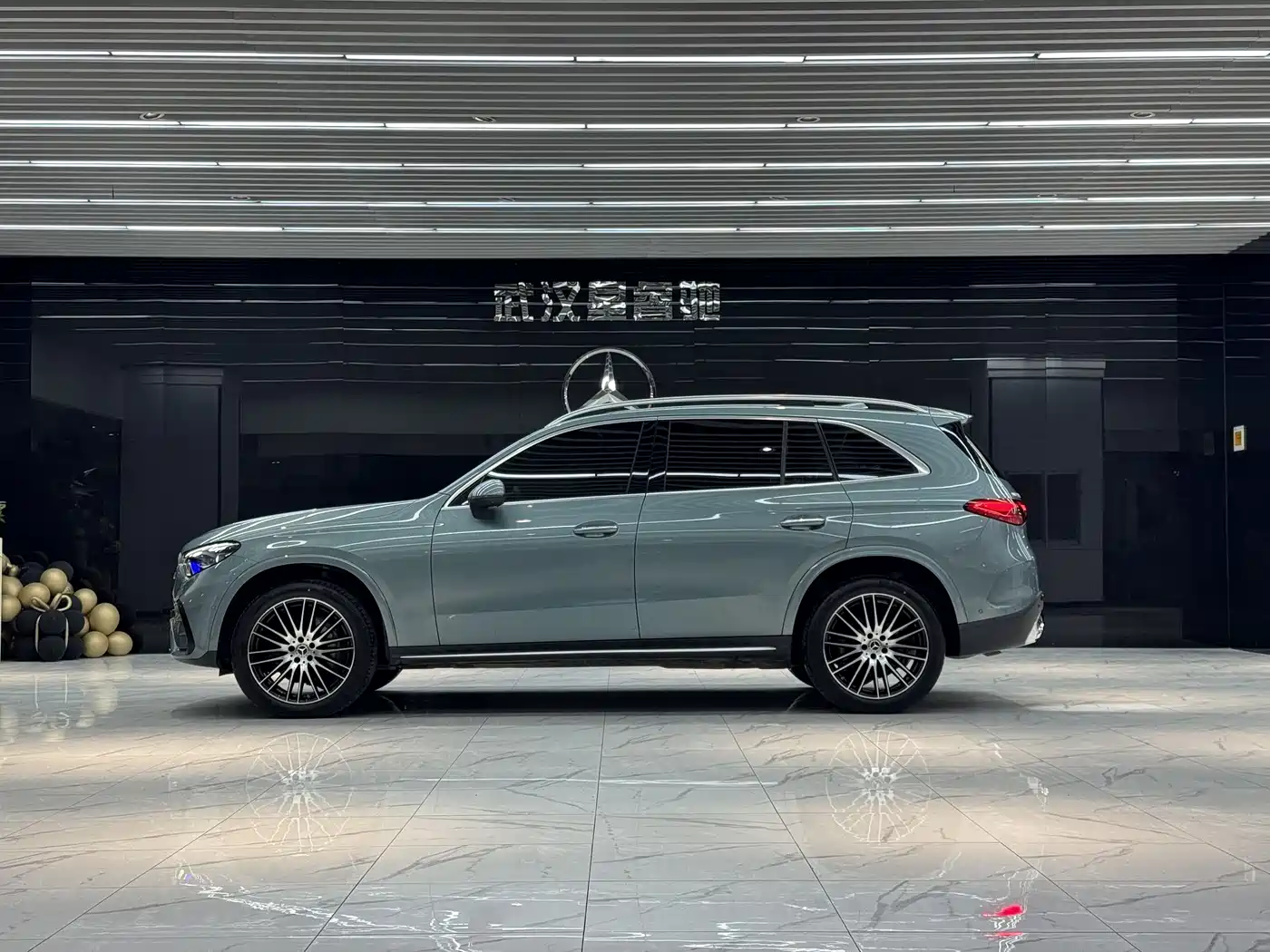 Mercedes-Benz GLC 2025 GLC 300 L 4MATIC Luxury 5-seater фото 4