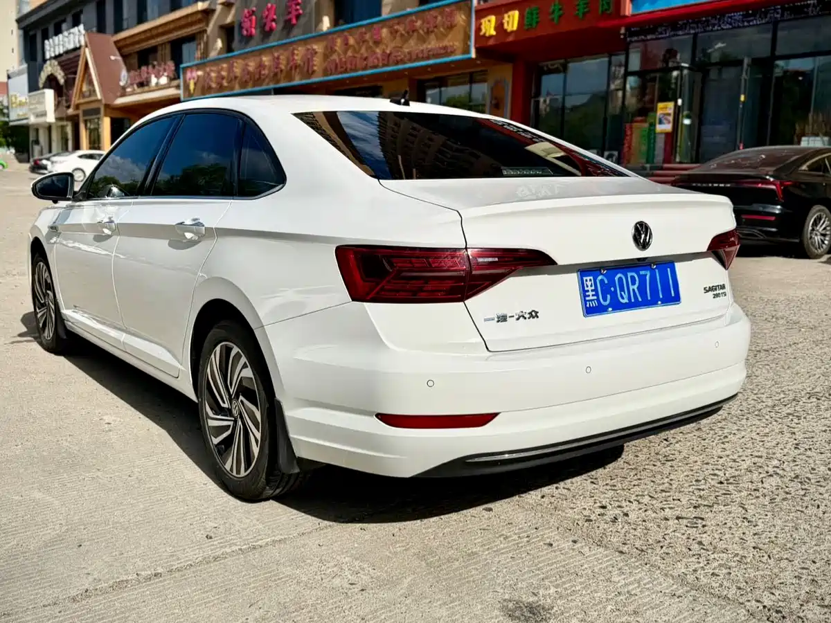 Volkswagen Sagitar 2022 280TSI DSG Surpassing Edition фото 4