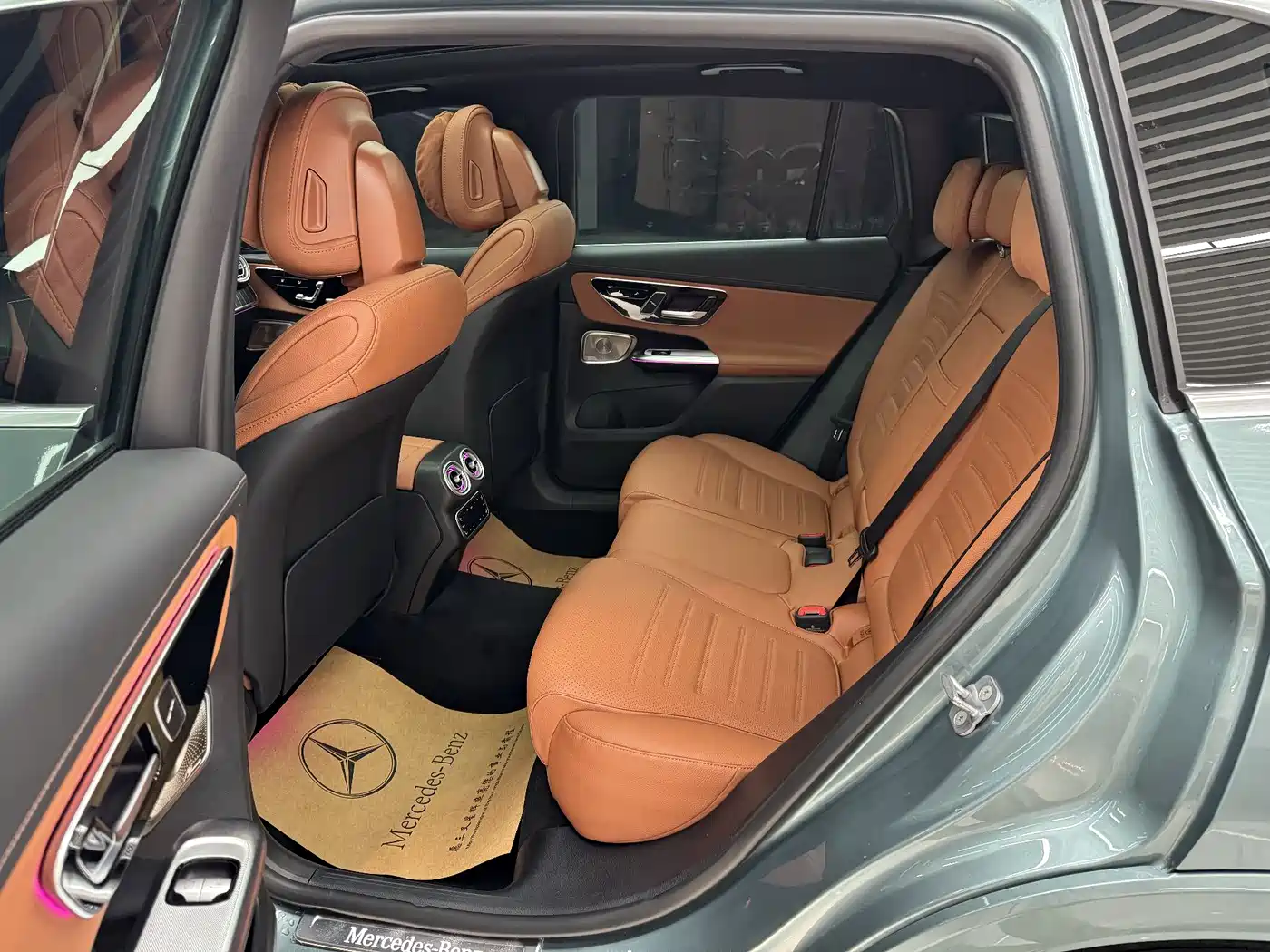 Mercedes-Benz GLC 2025 GLC 300 L 4MATIC Luxury 5-seater фото 12