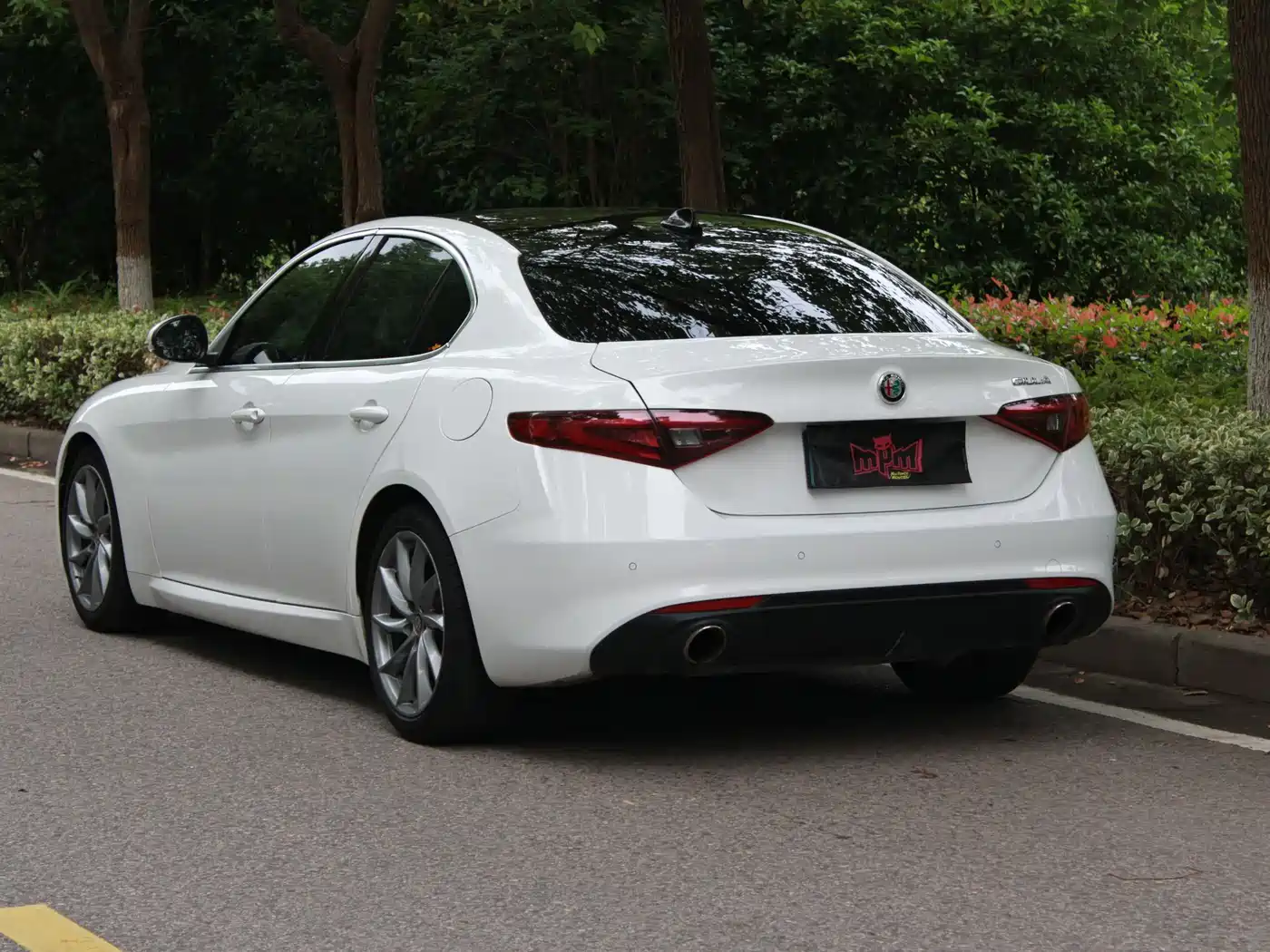 Alfa Romeo Giulia 2017 2017 2.0T 280HP Luxury Edition