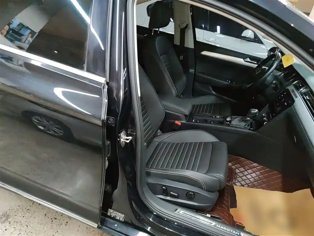 Volkswagen Magotan 2020 280TSI DSG Comfort фото 16