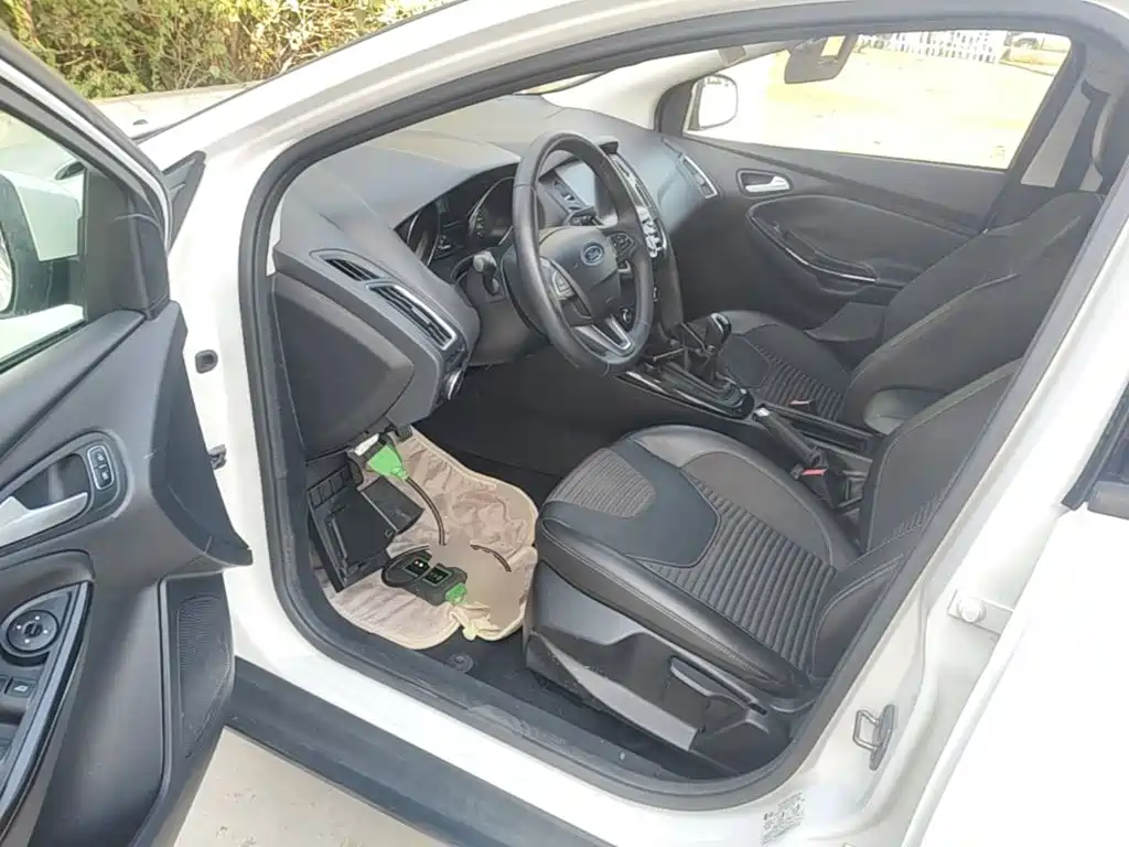 Ford Focus 2018 2018 Sedan Classic 1.6L Manual Trend Smart Edition