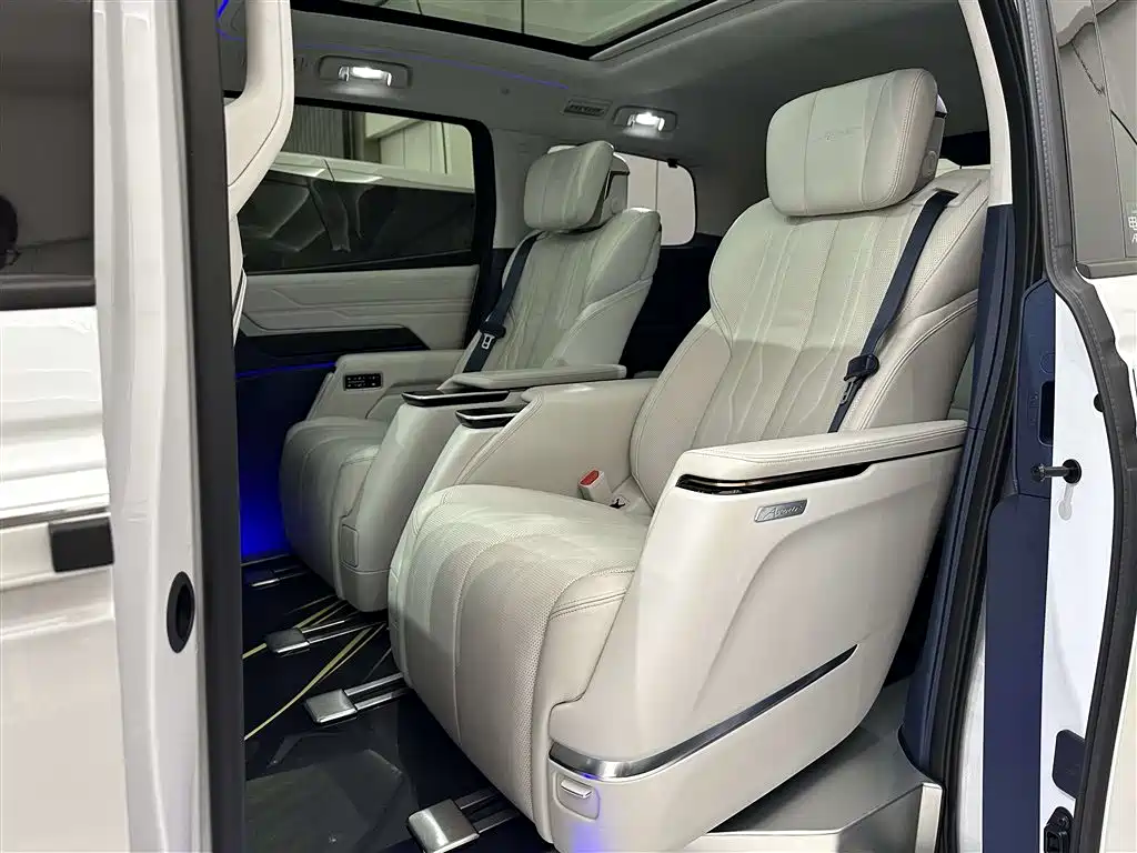 Buick Century 2023 2.0T 6-Seat World Edition фото 10