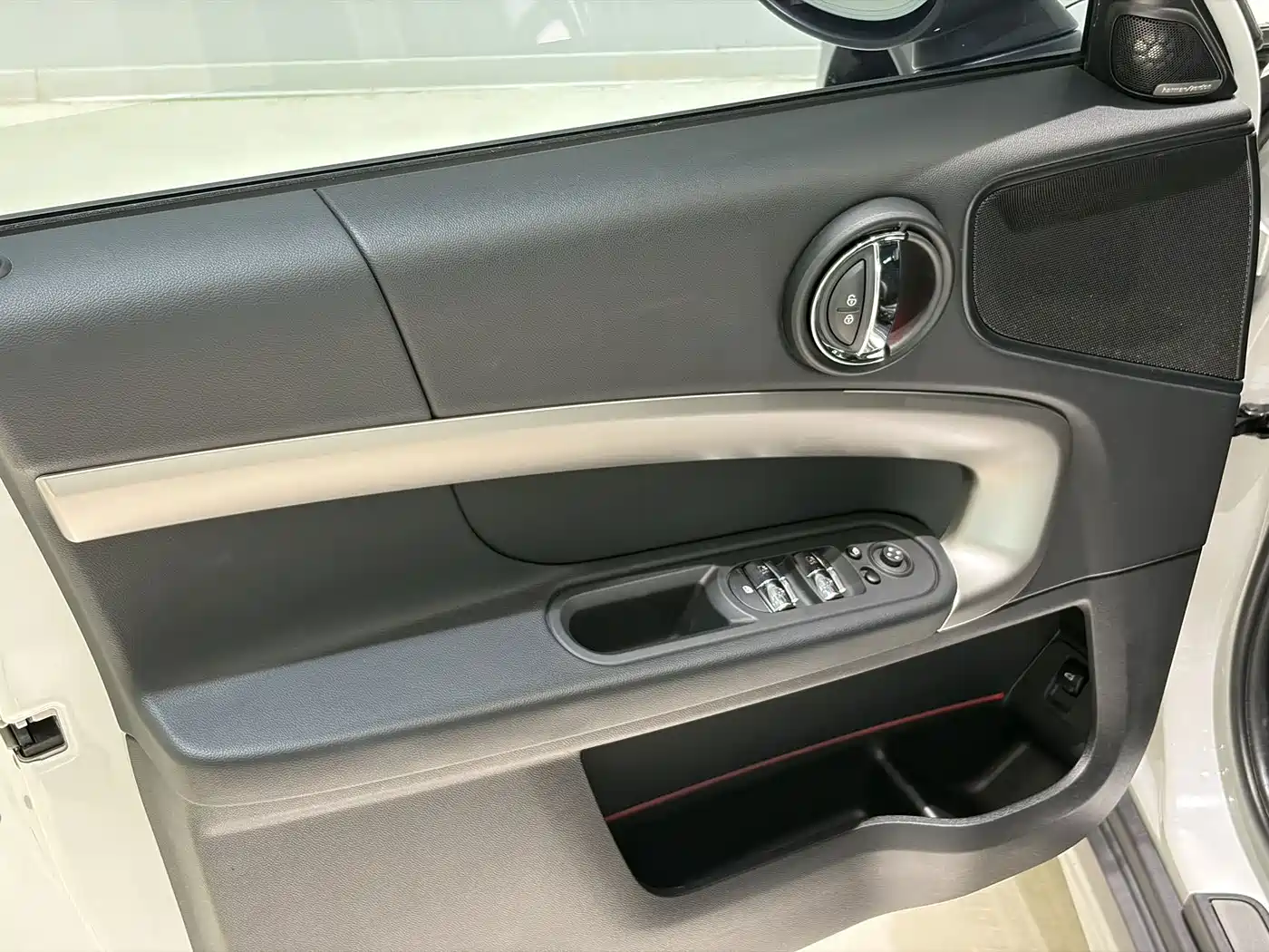 MINI COUNTRYMAN 2023 2023 Facelift 1.5T COOPER ALL4 Connoisseur