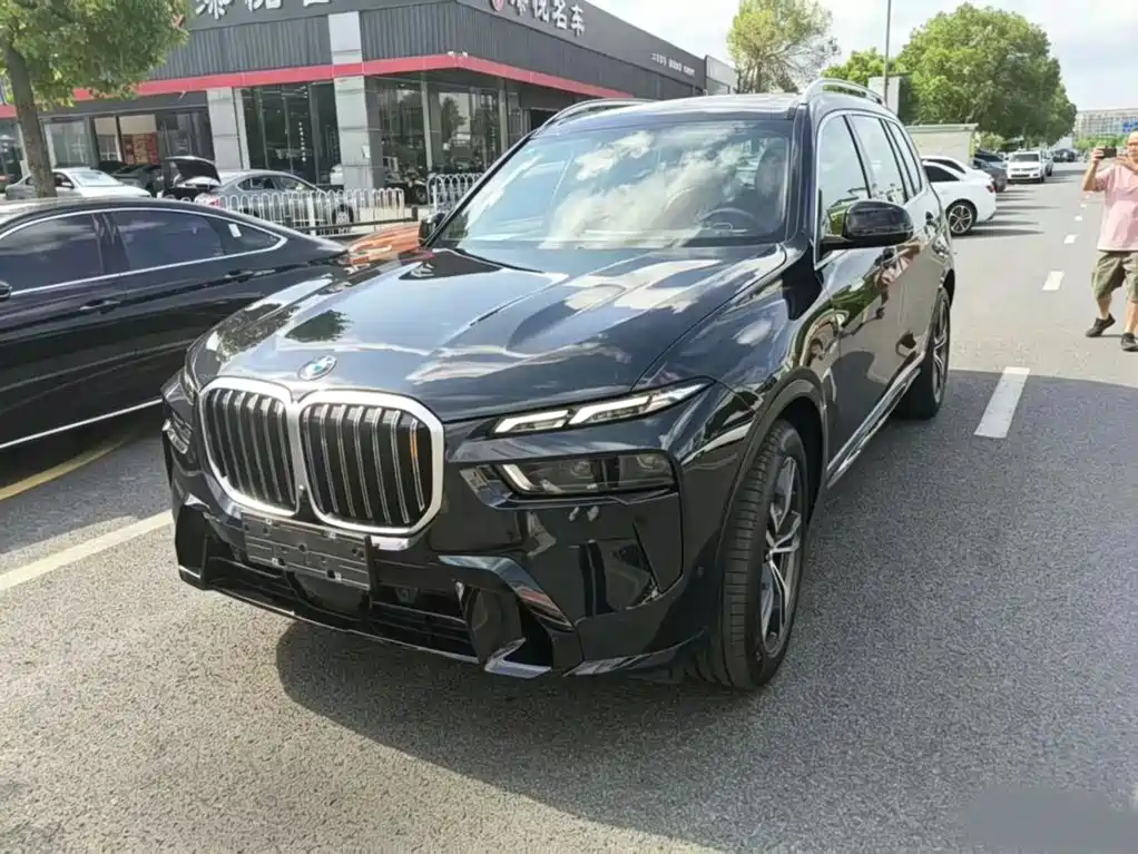 BMW X7 2025 2023 xDrive40i Exclusive M Sport Package