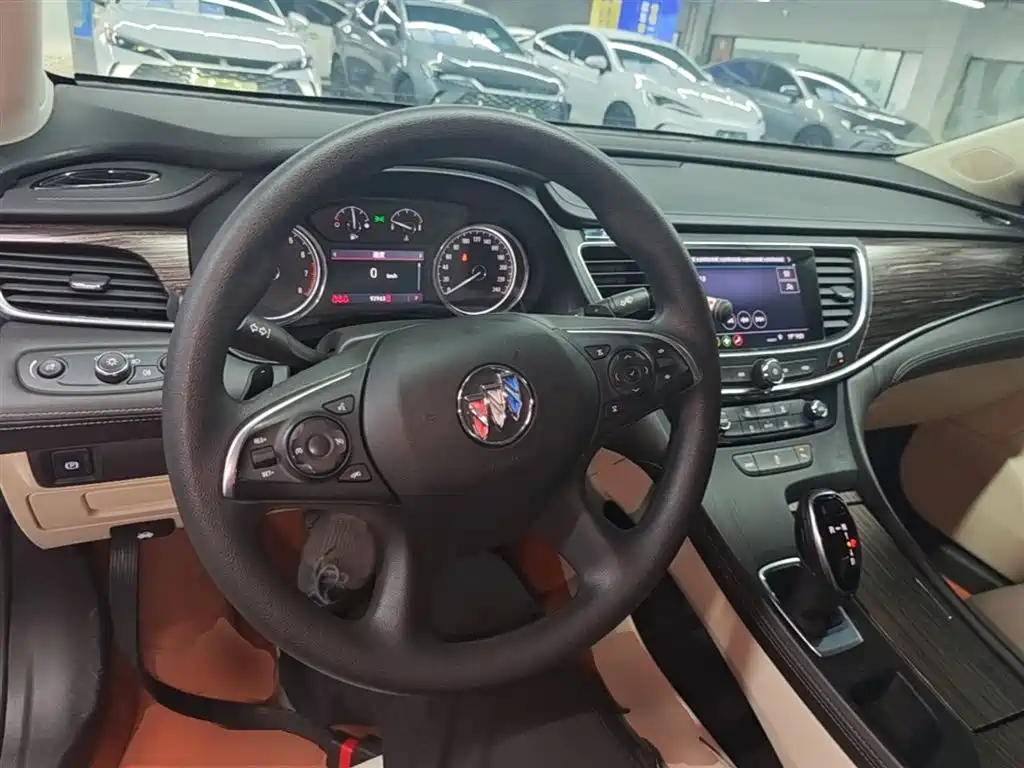 Buick LaCrosse 2019 28T Elite Edition фото 10