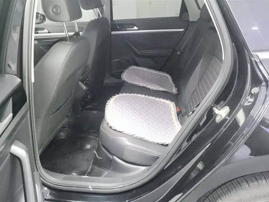 Volkswagen Lavida 2023 300TSI DSG Starlight Full Comfort Edition фото 11