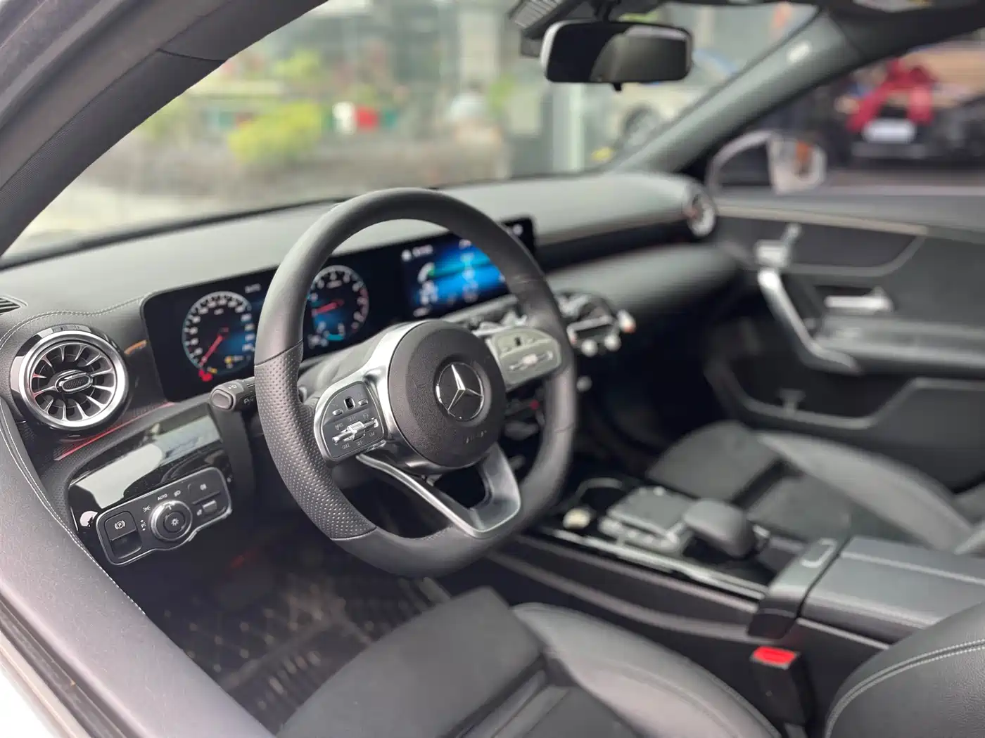 Mercedes-Benz A-Class 2021 A 200 L Sport Sedan Fashion Edition фото 8