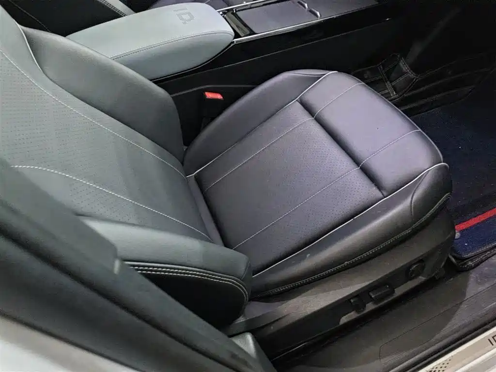 Volkswagen ID.4 X 2021 Pure+ Long Range Edition фото 25