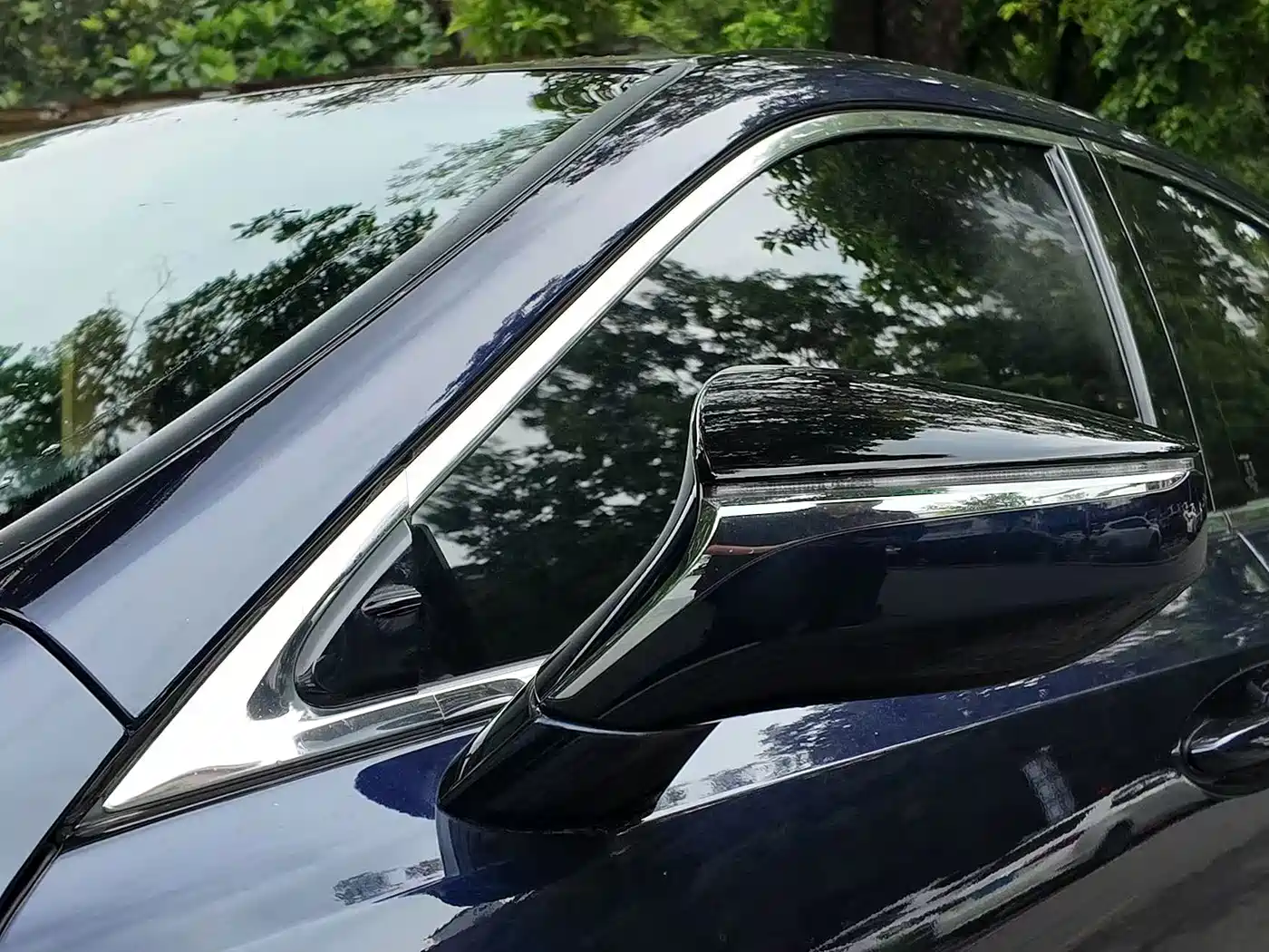 Фото 5 - Lexus ES
