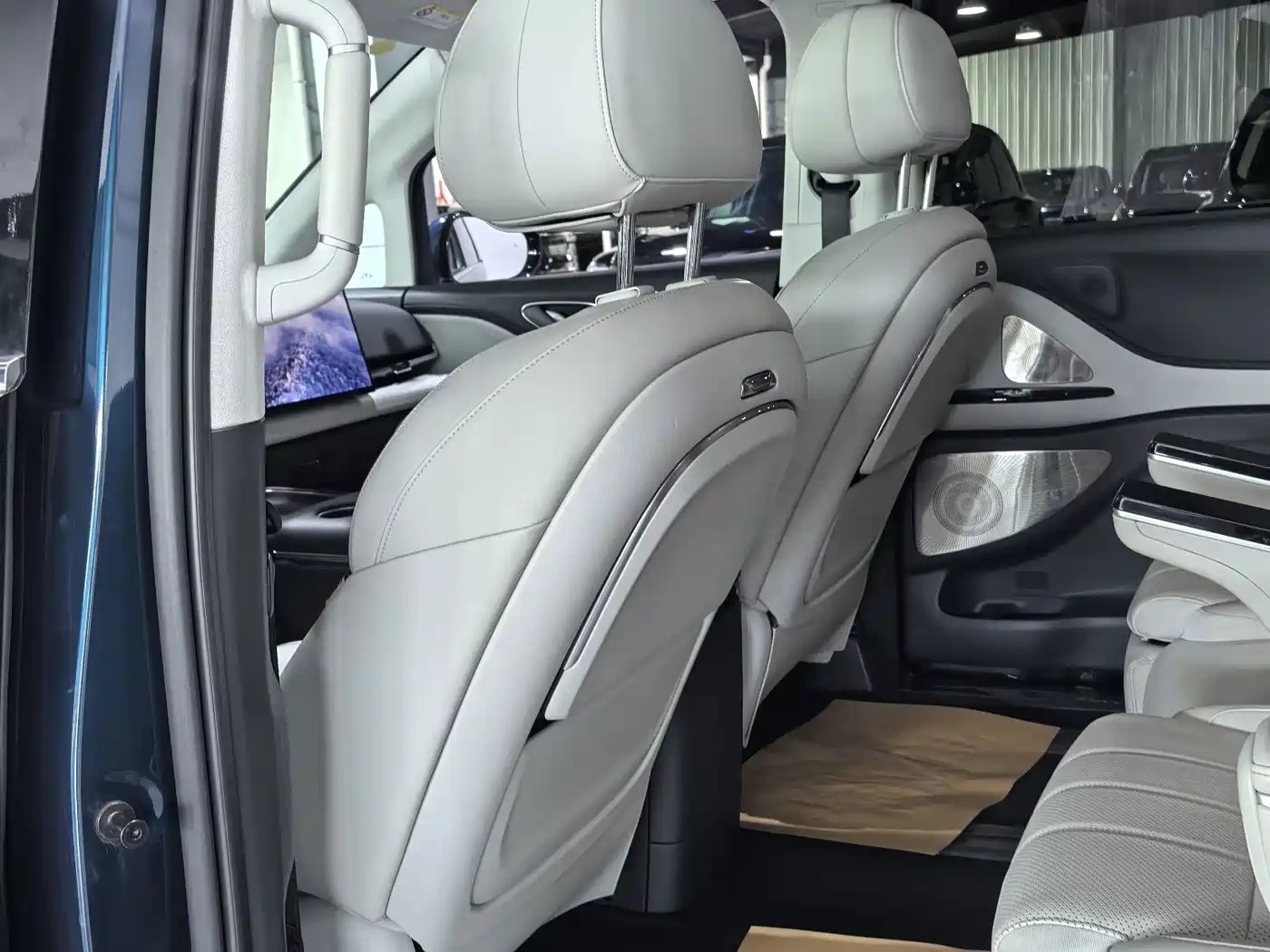 Voyah Auto Voyah Dreamer 2025 2025 PHEV AWD Flagship Kunpeng Edition