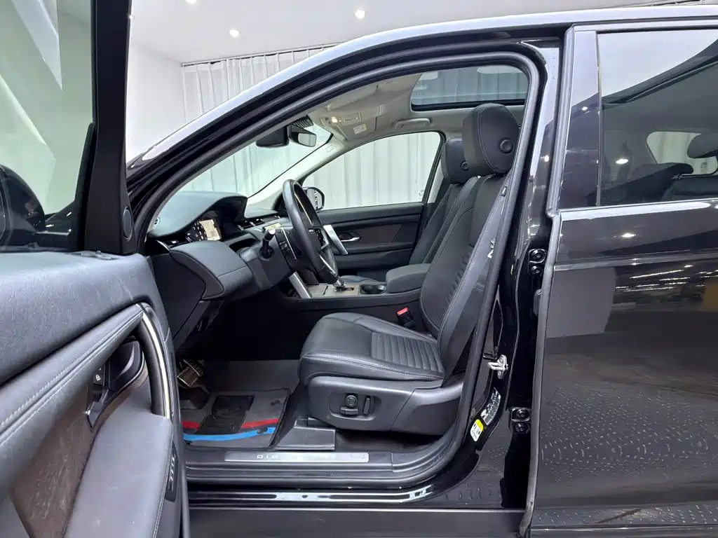 صورة 15 - Land Rover Discovery Sport