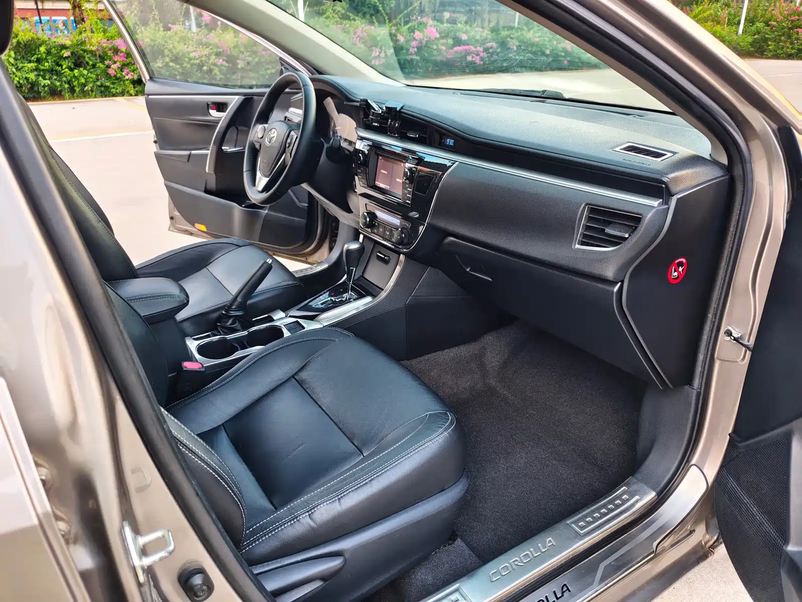 صورة 6 - Toyota Corolla