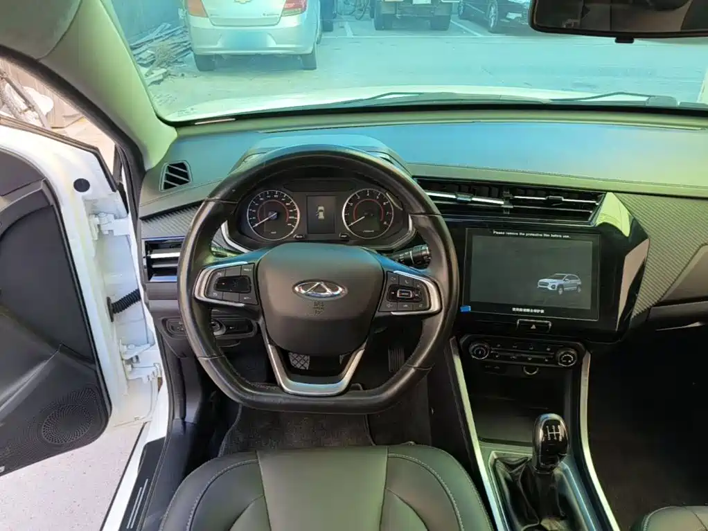 Chery Tiggo 3x 2021 2021 PLUS 1.5L Manual Enjoyment Pine Nut Version