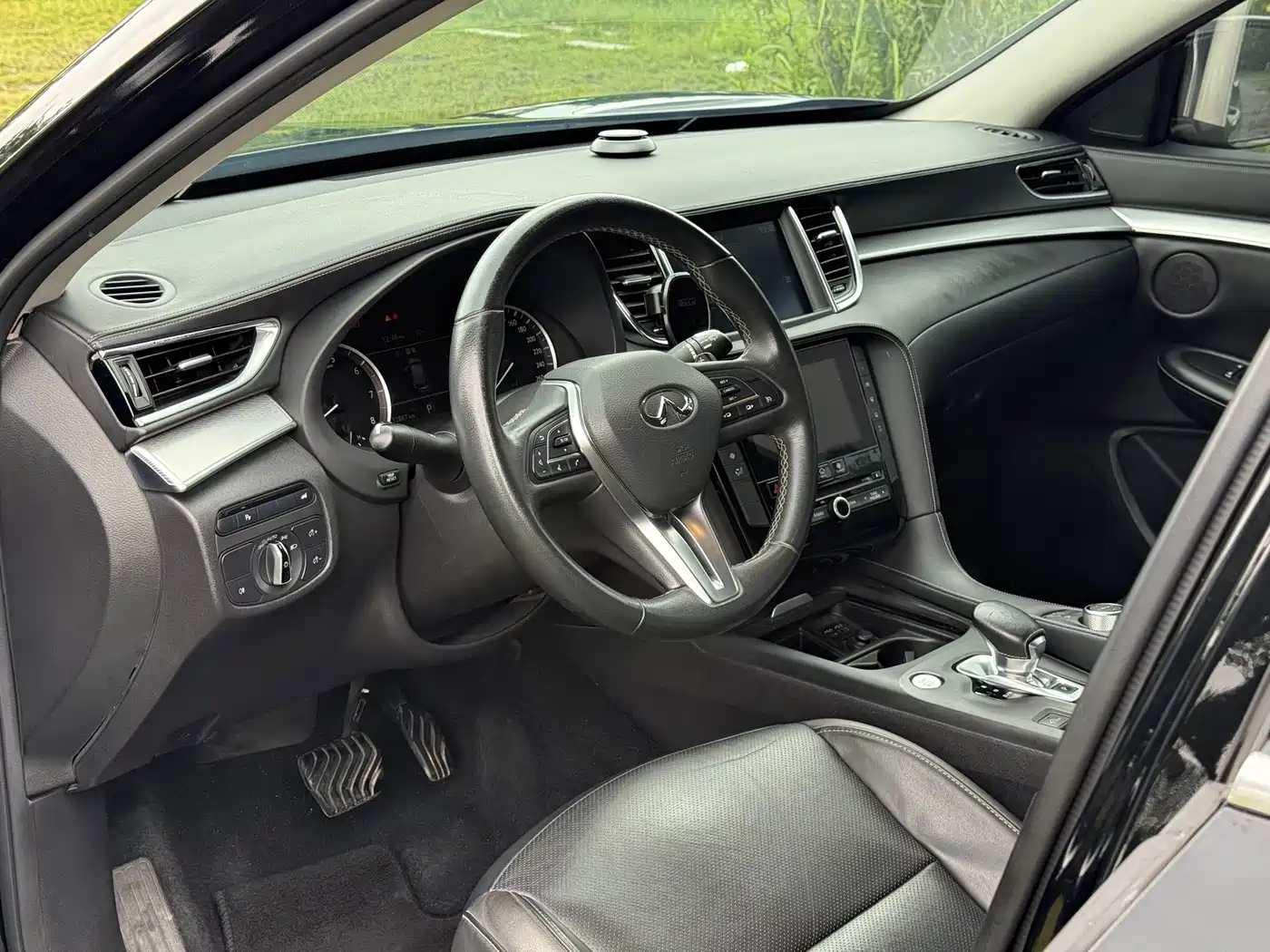 Infiniti QX50 2022 2022 2.0T FWD Navigator Edition