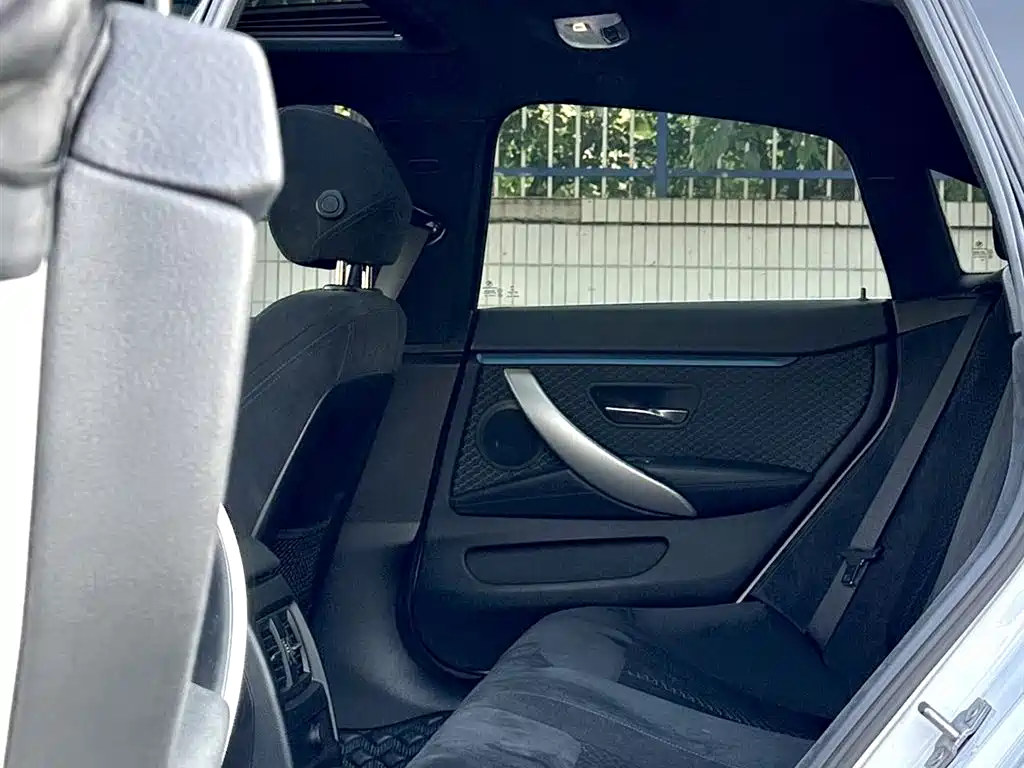 BMW 4 Series 2019 425i Gran Coupe M Sport Package фото 13