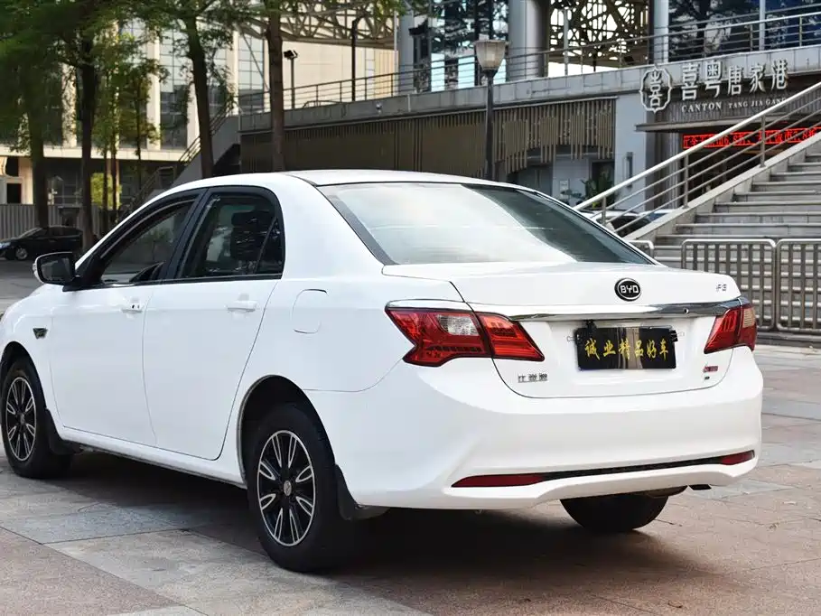 BYD F3