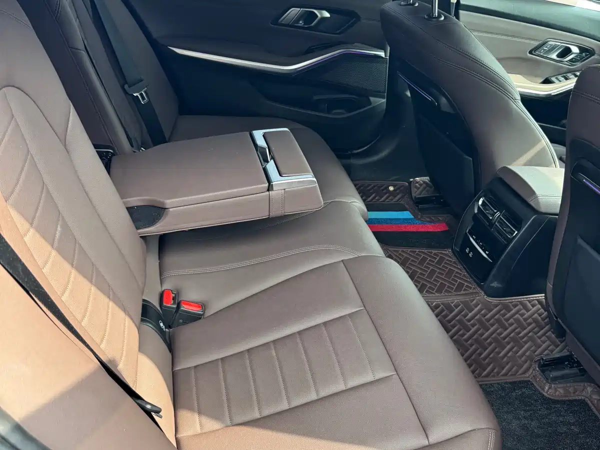 BMW 3 Series 2021 325Li M Sport Package фото 17