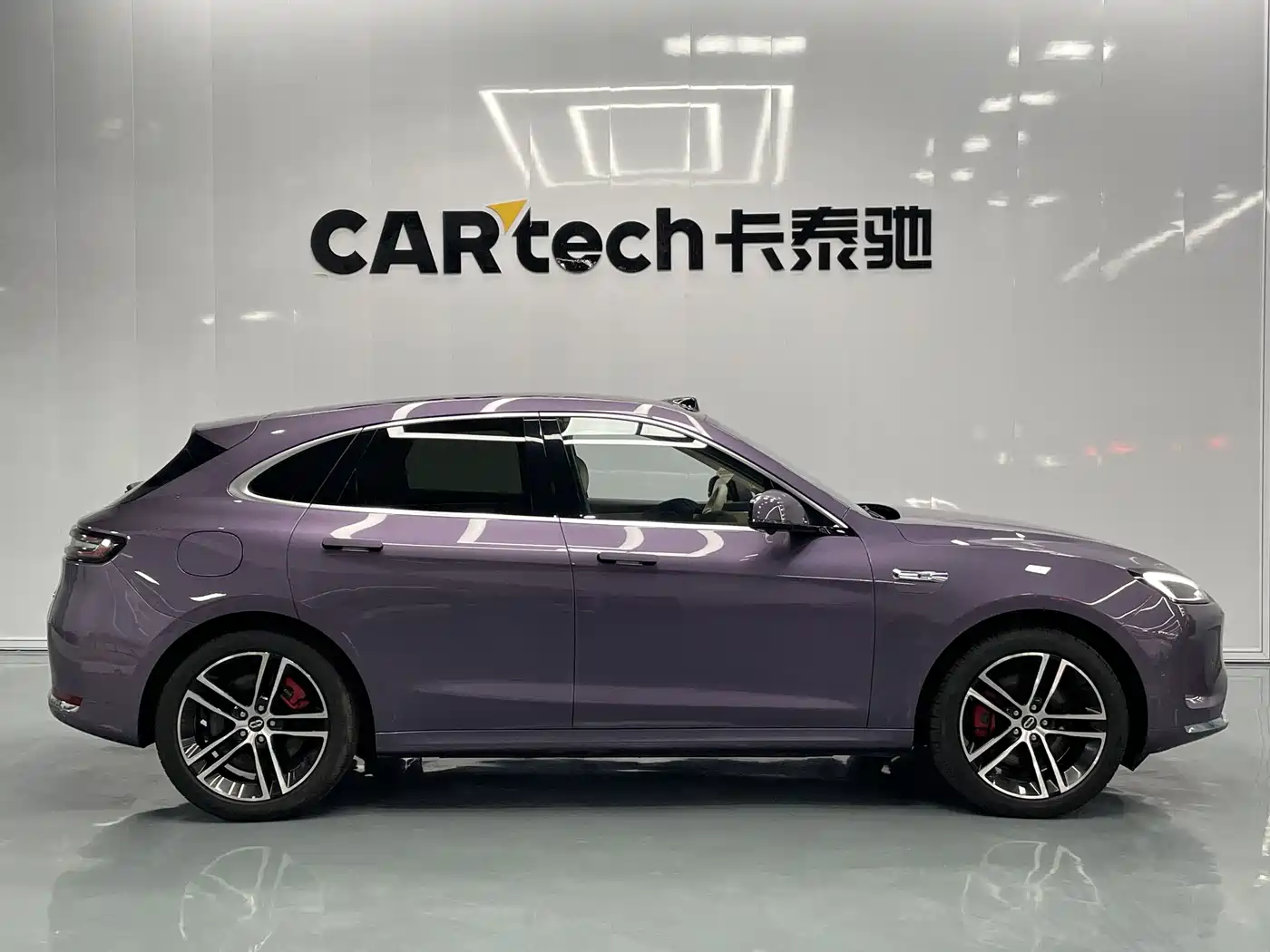 AITO Wenjie AITO M5 2025 Extended Range Ultra AWD фото 4