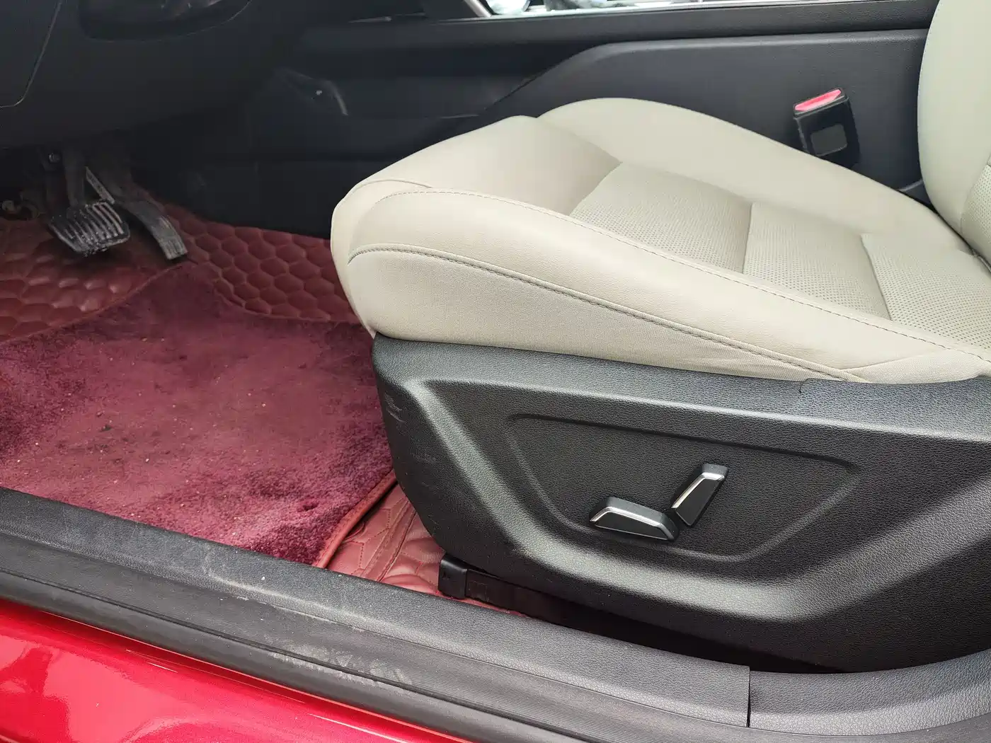 GEELY AUTOMOBILE BINRUI