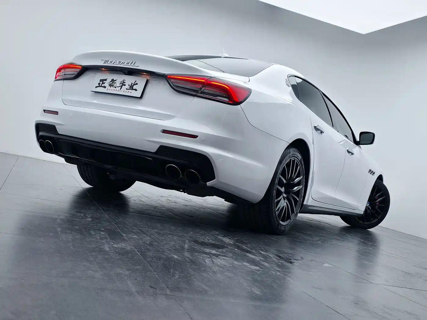 Maserati Quattroporte 2013 3.0T Standard фото 11