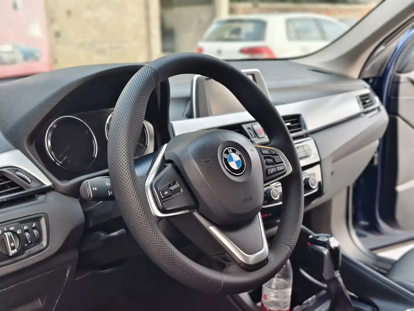 Фото 9 - BMW X1