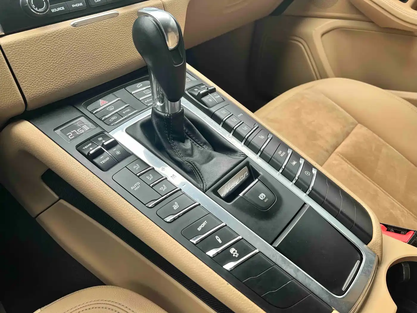 Porsche Macan 2017 Macan 2.0T фото 12