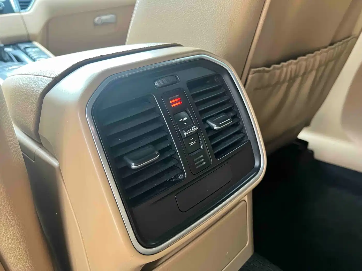 Porsche Macan 2017 Macan 2.0T фото 21