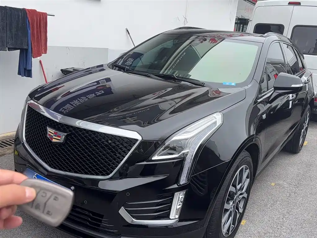 Cadillac XT5 2024 2.0T AWD Luxury (Hummingbird Edition) фото 2