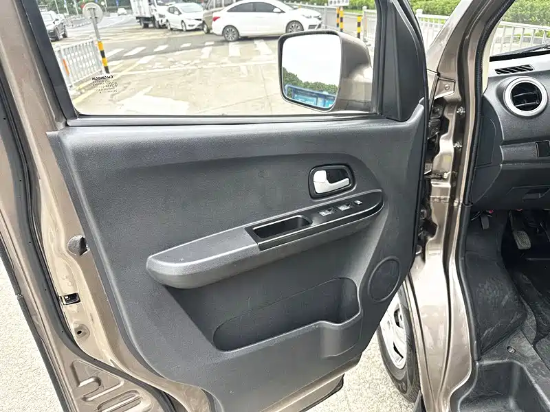 CHANGAN CHANGAN RUIXING M60