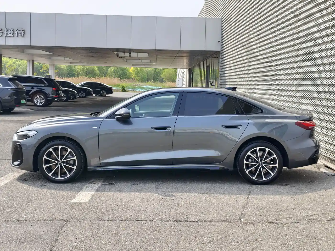 Audi A5L 2025 2.0T Sport Edition Plus фото 3
