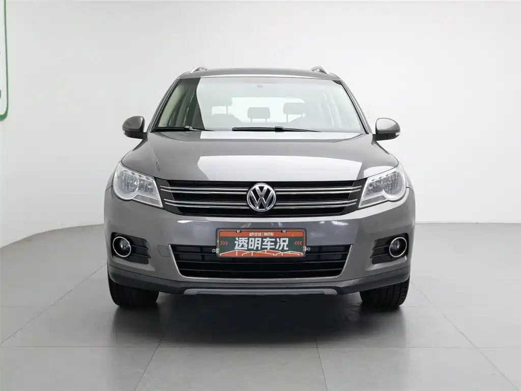 Volkswagen Tiguan 2010 2.0TSI Automatic 4WD Elite фото 3