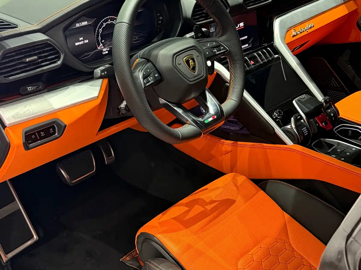 Lamborghini Urus 2022 2021 4.0T V8