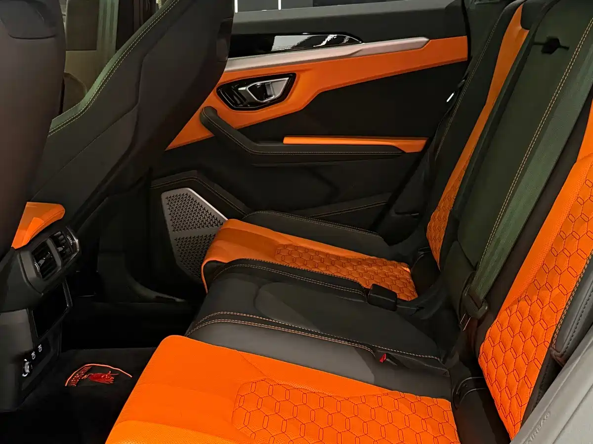 Lamborghini Urus 2022 2021 4.0T V8