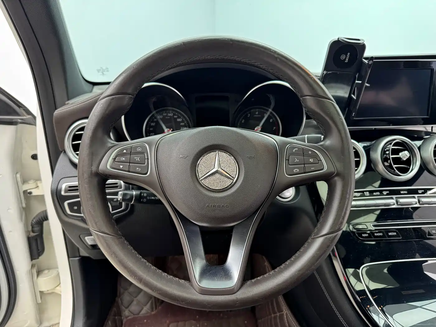 Mercedes-Benz GLC 2018 GLC 200 4MATIC фото 17