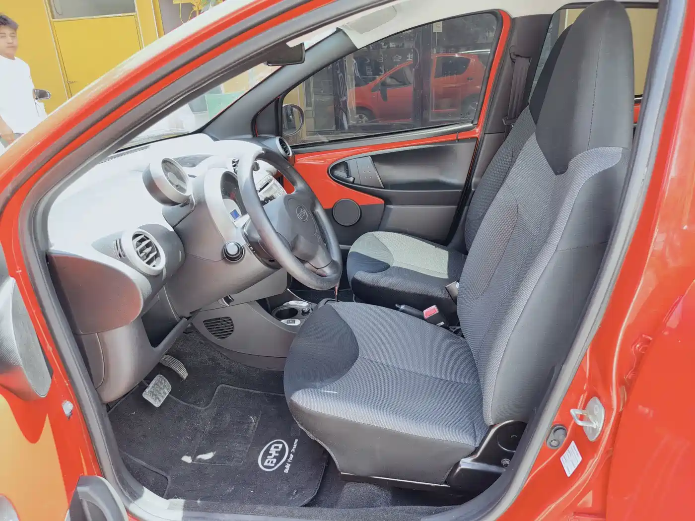 BYD F0 2014 2013 1.0L AMT Joy Edition